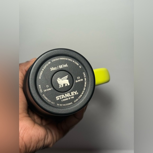 Stanley Limited Edition WHITE NEON + BLACK NEON 30oz Quencher Tumbler Set BNWT - Picture 14 of 15